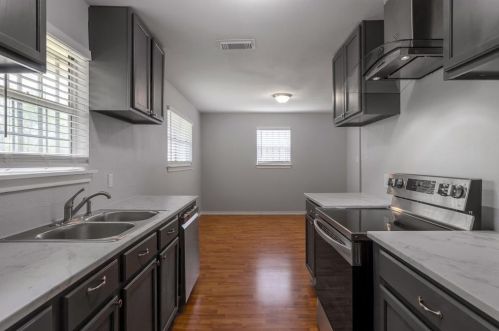 2628 Exline St, Dallas TX  75215-4243 exterior