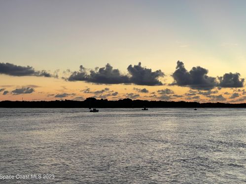 1300 Seaway Dr, Fort Pierce FL 34949-3150 exterior