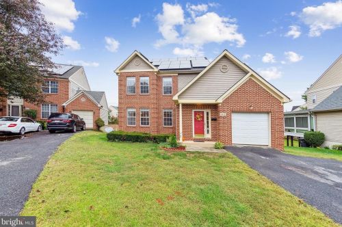 2411 17th St, Washington, DC 20020-6303