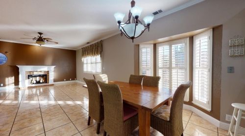 1922 Porter Way, Turlock CA 95380-3788 exterior