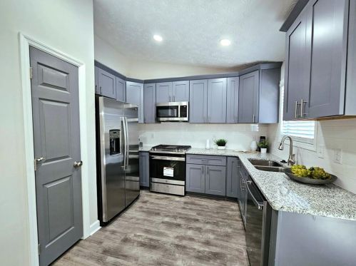 6245 Marbut Farms Rd, Lithonia GA 30058-7974 exterior