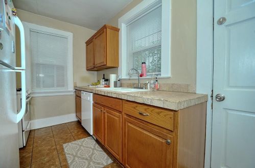 217 End Ave, Pittsburgh PA 15221-2727 exterior