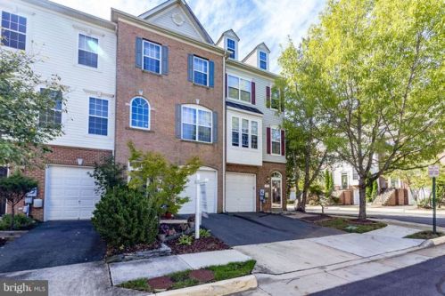 7575 Great Swan Ct, Alexandria, VA 22306-2275