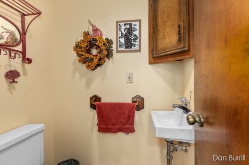 1001 76th St, Byron Township MI 49315-9319 exterior