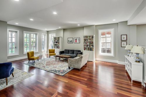 579 Hawthorne Pl, Chicago IL  60657-2922 exterior