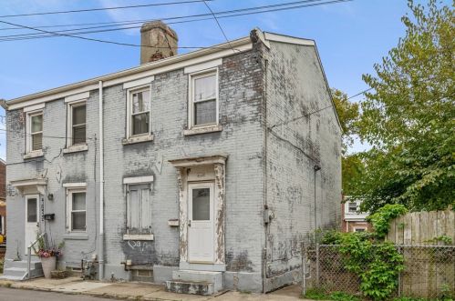 4827 Butler St, Pittsburgh, PA 15201-2717