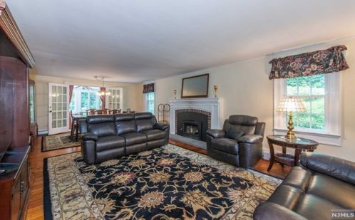 1687 County Rd 565, Wantage NJ 07461-4809 exterior