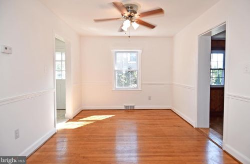 5746 15th St, Arlington VA  22205-2857 exterior