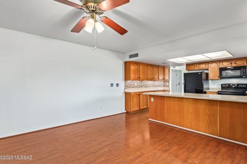 8952 Seneca St, Tucson AZ 85716-3200 exterior