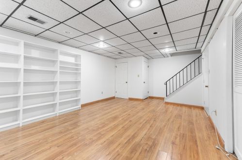 214 Allenberry Cir, Pittsburgh PA 15234-1002 exterior