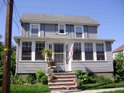 31 West St, Newton, MA 02458-1349
