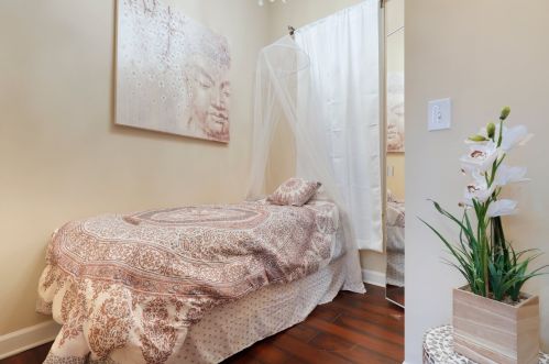 3501 Le Moyne St, Chicago IL  60651-2210 exterior