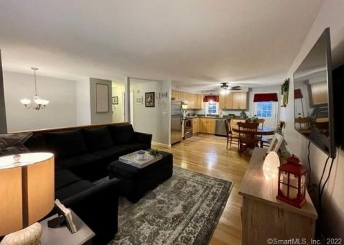 158 Carriage Ln, Torrington CT 06790-4180 exterior