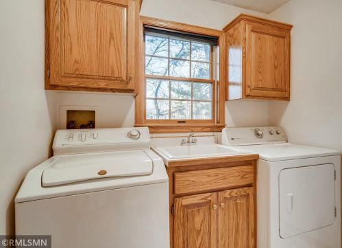 5479 Jenni Ln, Saint Paul MN 55110-5776 exterior