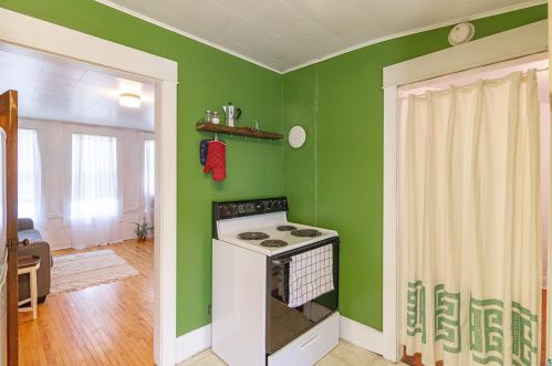 107 Harvey St, Ely MN 55731-1147 exterior