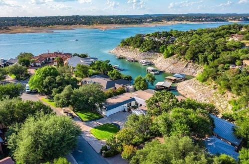 1027 Challenger, Austin TX 78734-4211 exterior