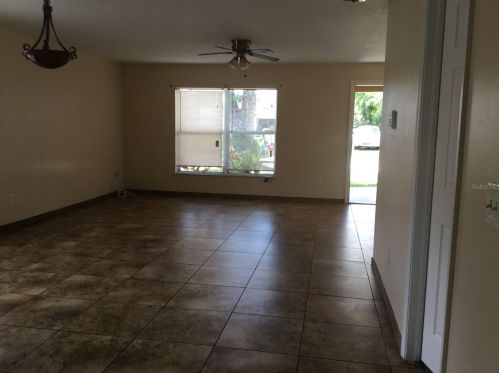 11203 Annette Ave, Tampa FL 33612-5711 exterior