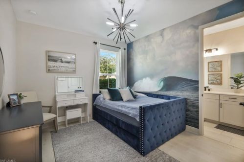 2128 Grv Dr, Naples FL 34120-1422 exterior