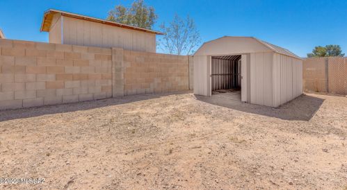 6280 Benton Ave, Tucson AZ 85711-1118 exterior