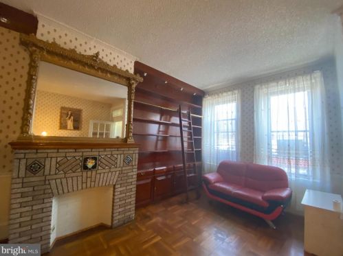 1408 9th St, Philadelphia PA  19147-5704 exterior