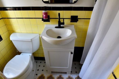 464 Arden Rd, Pittsburgh PA 15216-1439 exterior