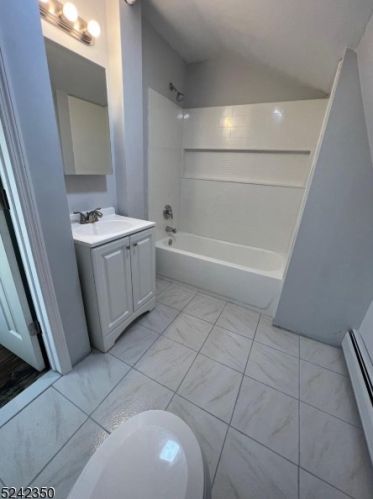 315 Silzer St, Perth Amboy NJ  08861-3812 exterior