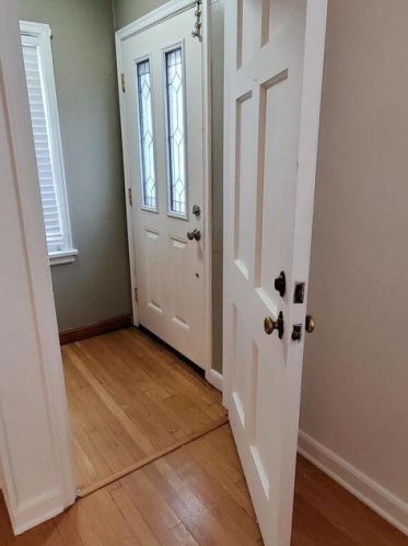 5067 Bay Ridge Ave, Milwaukee WI  53217-5509 exterior