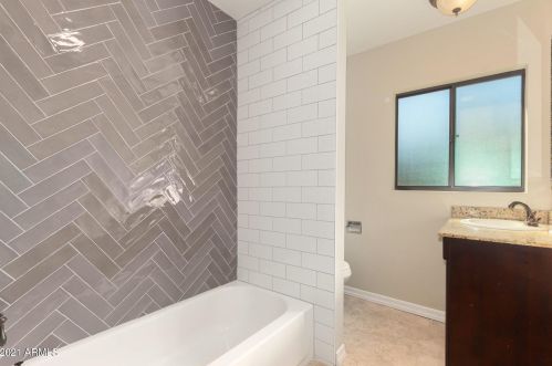 4110 16 Dr, Phoenix AZ 85015-1429 exterior