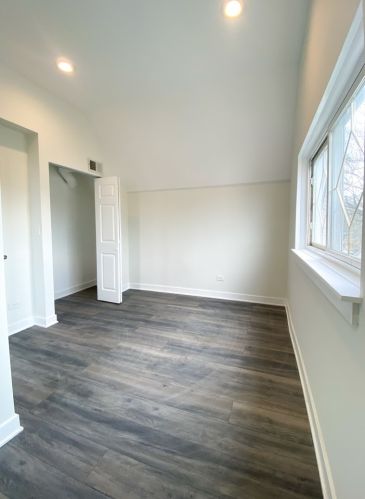 3505 Montrose Ave, Chicago IL 60618-1139 exterior