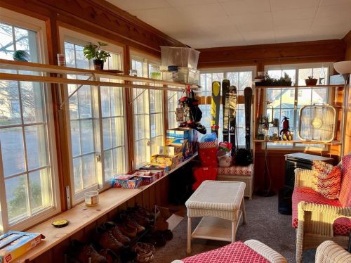 686 Duluth St, Saint Paul MN  55106-4710 exterior