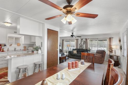 55 Cedar Cir, Folsom CA 95630-1755 exterior