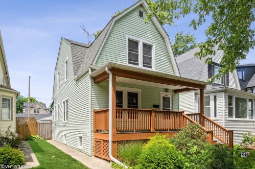 4106 Kostner Ave, Chicago, IL 60641-1927