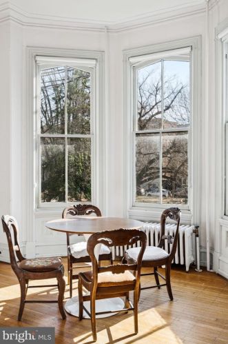 2322 Delancey Pl, Philadelphia PA 19103-6407 exterior