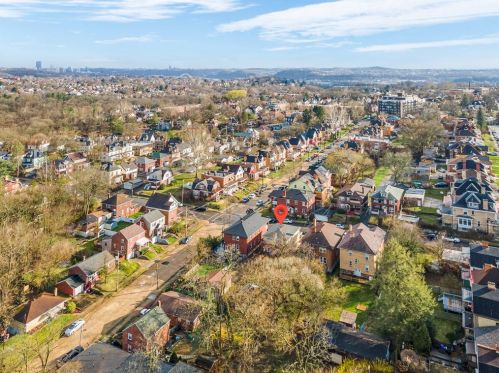 204 Teece Ave, Pittsburgh, PA 15202-3316