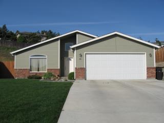 408 78th Ave, Yakima WA  98908-4500 exterior
