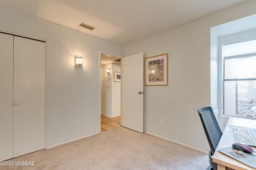 4879 Doria Dr, Tucson AZ 85742-4101 exterior