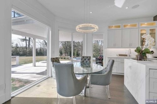 19 Duck Pond Rd, Demarest NJ  07627-2305 exterior