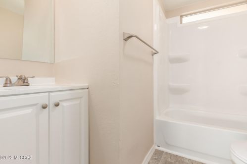 8434 Alice Vail Ln, Tucson AZ  85736-1809 exterior