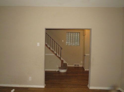 307 Lenox Ave, Pittsburgh PA  15221-4321 exterior