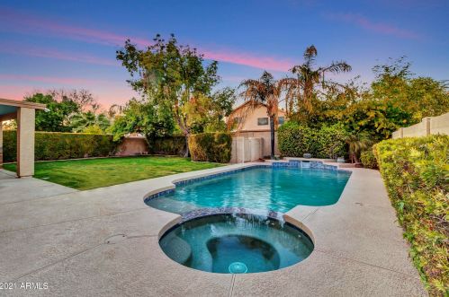 4402 Linda Ln, Chandler AZ 85226-5852 exterior