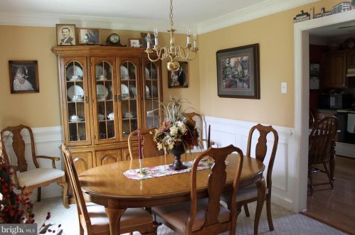 1751 Old Bethlehem Pike, Quakertown PA 18951-2375 exterior