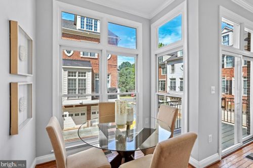 1626 Colonial Hills Dr, Mc Lean VA  22102-2938 exterior