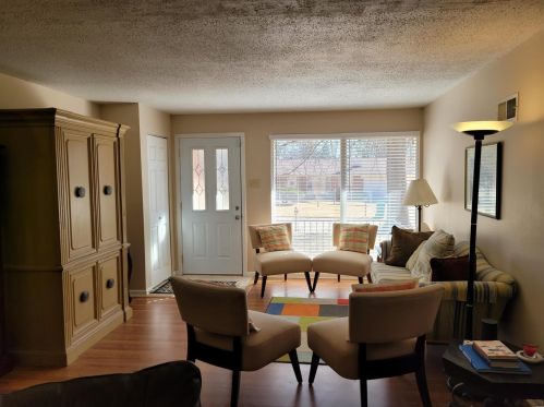 1915 Shardell Dr, Saint Louis, MO 63138-1149