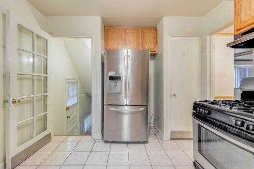 8748 Dorchester Ave, Chicago IL 60619-7010 exterior