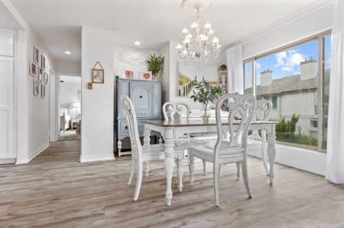 3110 Sunset Ln, Oxnard CA  93035-3945 exterior