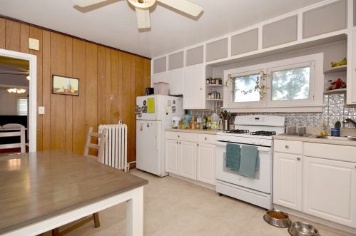 140 Evergreen, Elmhurst IL 60126-2610 exterior