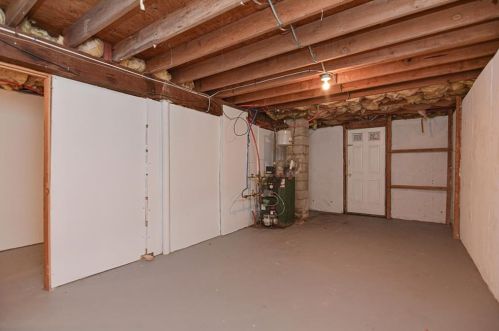 38 Berkshire St, Providence RI 02908-2503 exterior