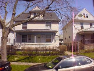 90 Fairbanks St, Rochester NY  14621-3630 exterior