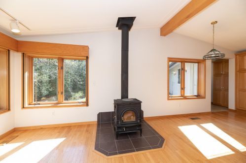 6450 2 St, Kalamazoo MI 49007-4909 exterior