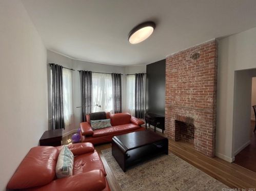 260 Washington St, New Britain CT  06051-5107 exterior